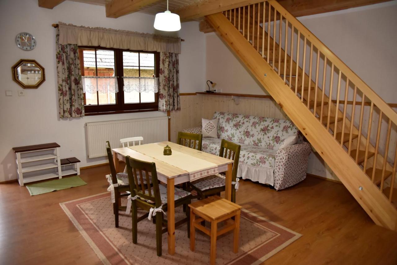 Apartament Selsky Dvur Kájov Zewnętrze zdjęcie